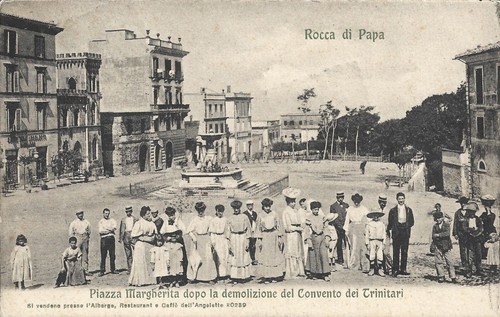 Rocca papa piazza - di,