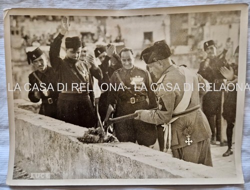 Photo photograph musolini - photo,
